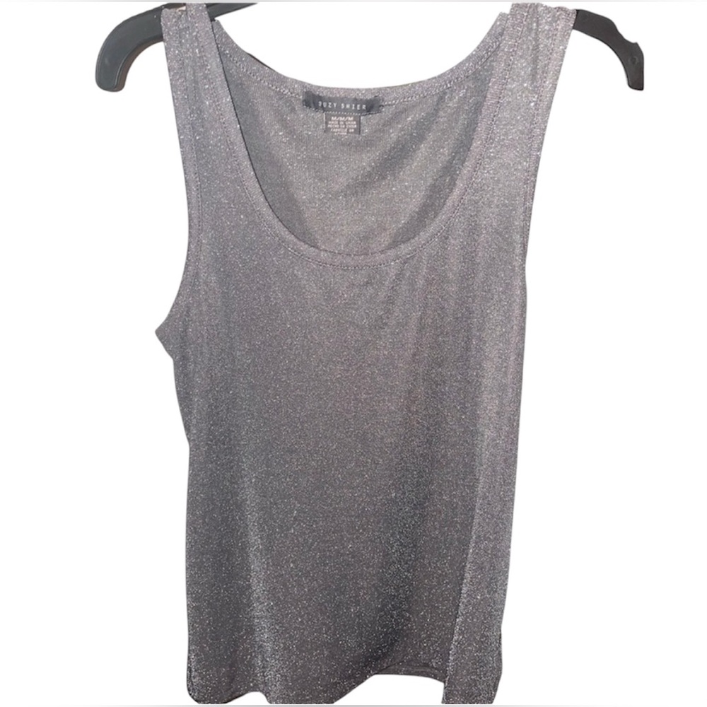 Women’s‎ Gray metallic Suzy Shier sleeveless top. size Medium.